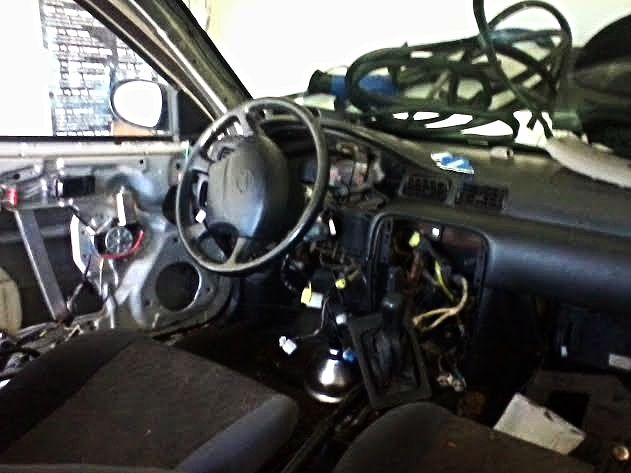 How to: remove a 1999 SE-L wiring harness